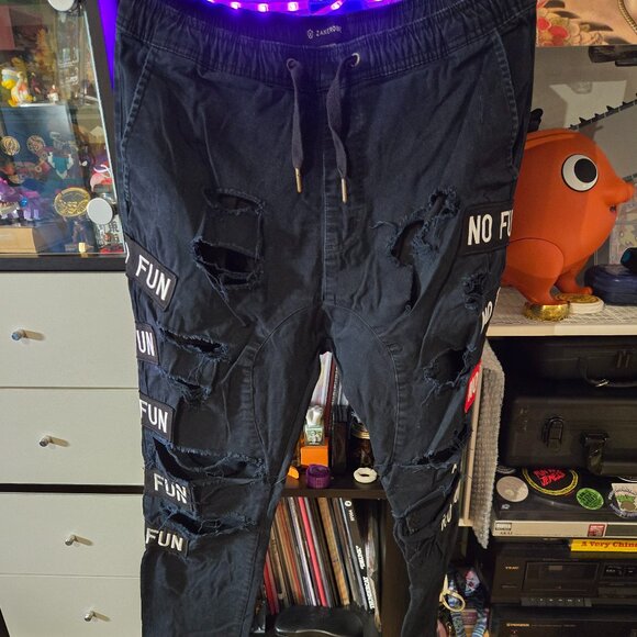 *CUSTOM* DISTRESSED & PATCHED ZANEROBE JOGGERS US 32 - Picture 2 of 4